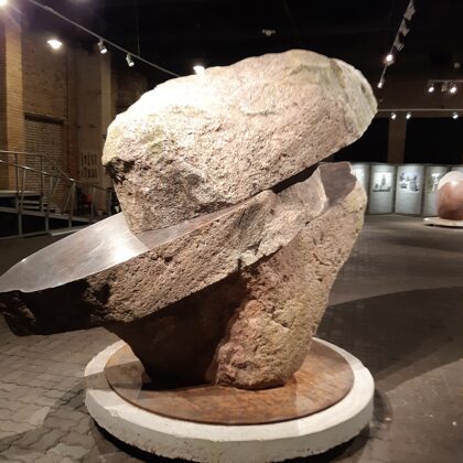 STRUKTŪRA II Granīts. 210/230/100cm 2021.