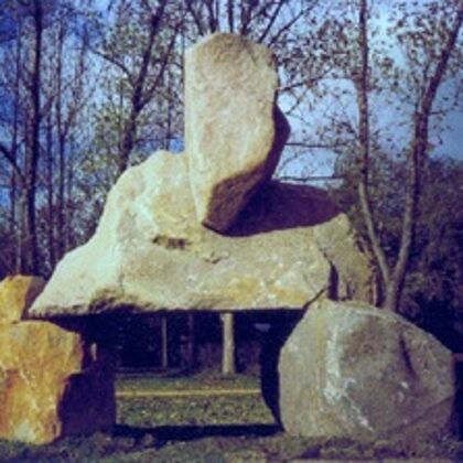 JĀTNIEKS. 1997. Laukakmeņi. 370/500/150cm. Angerminde, Vācija