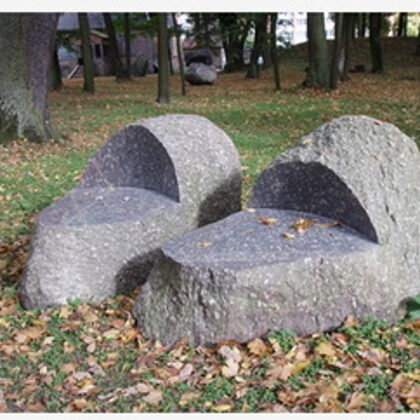 ON THE ROAD. 1999. Granite. 100/220/250cm. Nordeķi Park, Riga