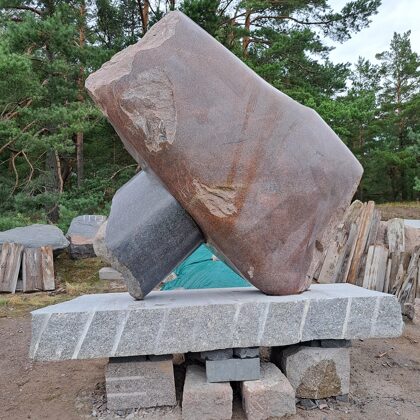 THOUGHTS ABOUT ANTIQUITY. 2023. 240/190/100cm