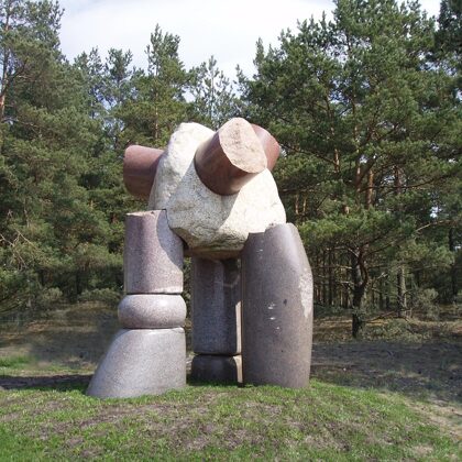 COLUMNS. 2004. Granite. 350/250/180cm. Vakarbulli, Riga