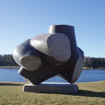 MEDITATION ON THE ROOTS. 2017. Granite. 310/330/240cm. Vakarbulli, Riga