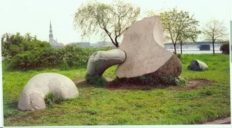 THE LEGEND OF KURZEME. 1987. Granite. 270/1200/300cm. Riga