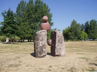 REFLECTION. 2006. Granite. 300/220/120cm. Ventspils Seaside Park