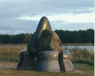 MYTH. 2010. Granite. 370/400/250cm Vakarbulli, Riga