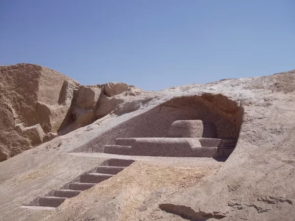 PHARAON THRONE 2011. Granite rock. 400/700/800cm Aswan, Egypt