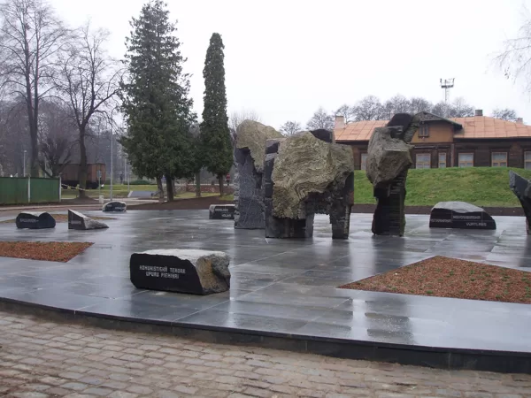 DEDICATED TO THE VICTIMS OF COMMUNIST TERROR. 2001. Riga (architect Juris Poga)